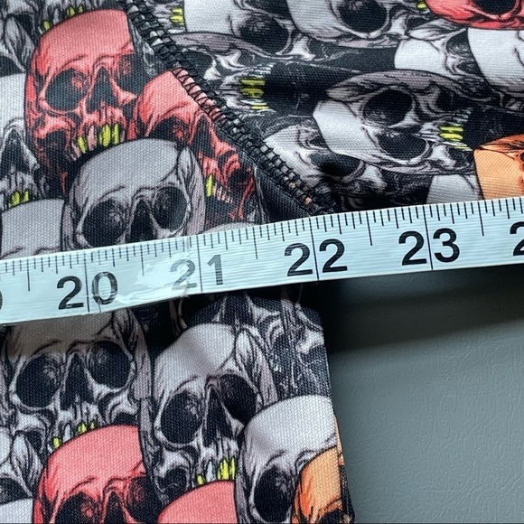 FIFTY 24SF Gallery Skull Design Zip-Up Hoodie – Size Large - Picture 10 of 11